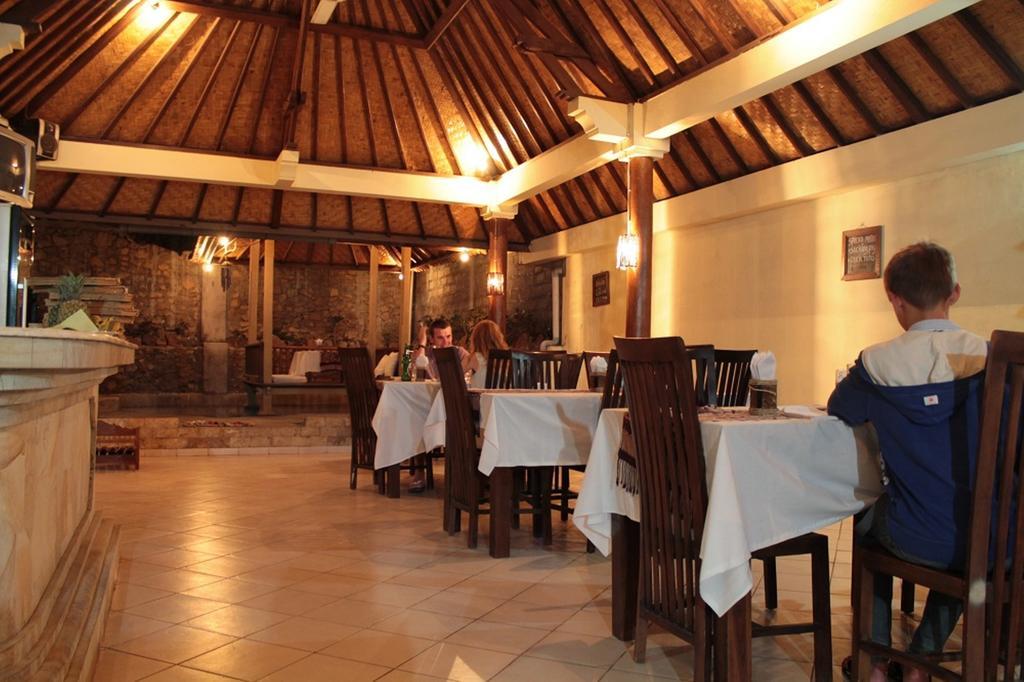 Barong Cafe Bungalow&Restaurant Amed Exterior foto