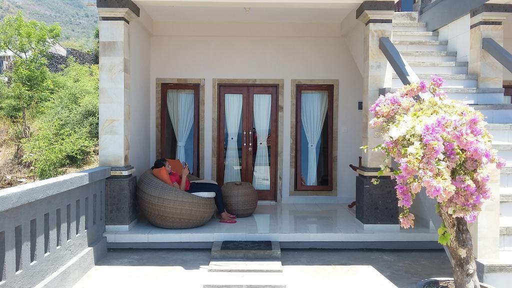 Barong Cafe Bungalow&Restaurant Amed Exterior foto