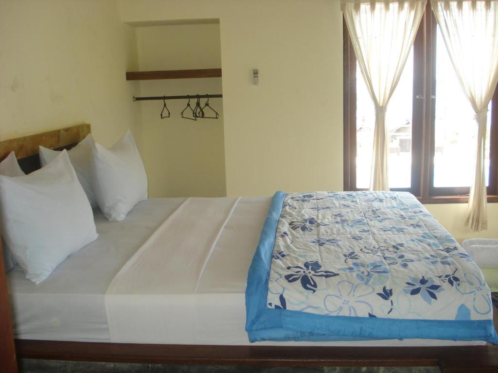 Barong Cafe Bungalow&Restaurant Amed Zimmer foto
